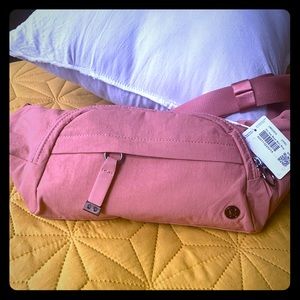 🧘🏽‍♀️Lululemon On the Beat Belt Bag NWT🧘🏽‍♀️